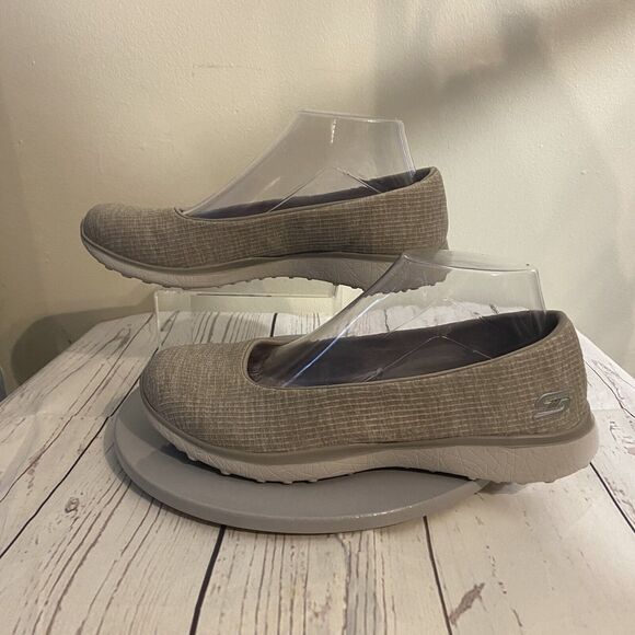 Skechers Women's Size 8 Microburst Darling Dash Walking Loafers Tan‎ SN 23340 - Picture 7 of 10